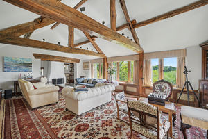 Sitting room- click for photo gallery